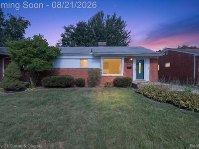 8345 Rickie Ln, Westland, MI, 48185