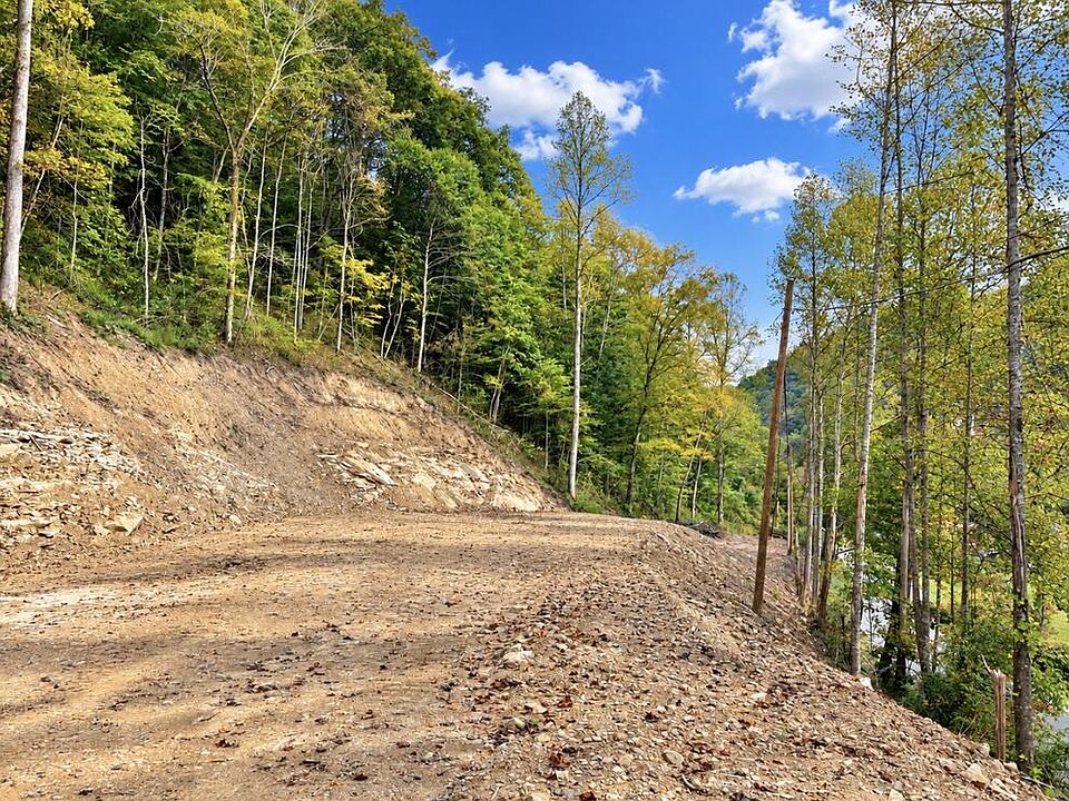 2nd image of 450 Peter Fork Rd