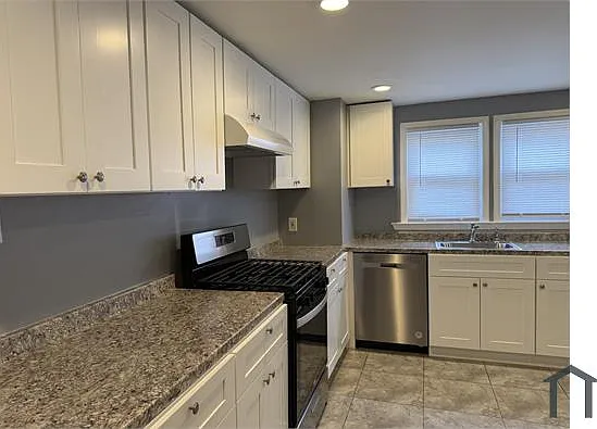 2 bed, $2,200 — Photo 4