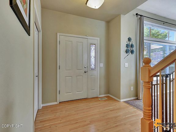 4th image of 8729 Lassen St