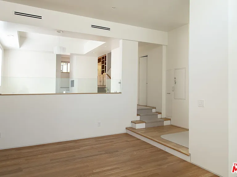 444 W Avenue 37 — Photo 10