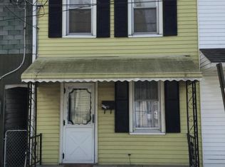 422 Crowell St, Lebanon, PA 17046
