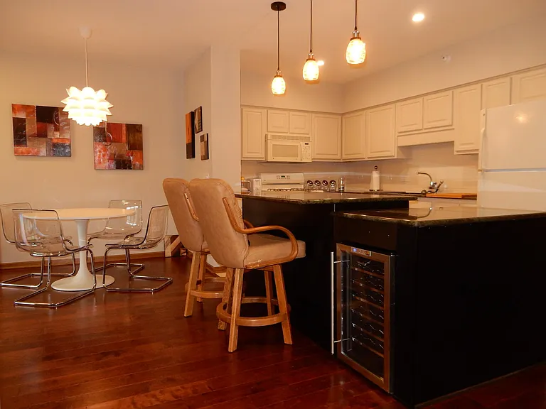 770 Pearson St #802 — Photo 22