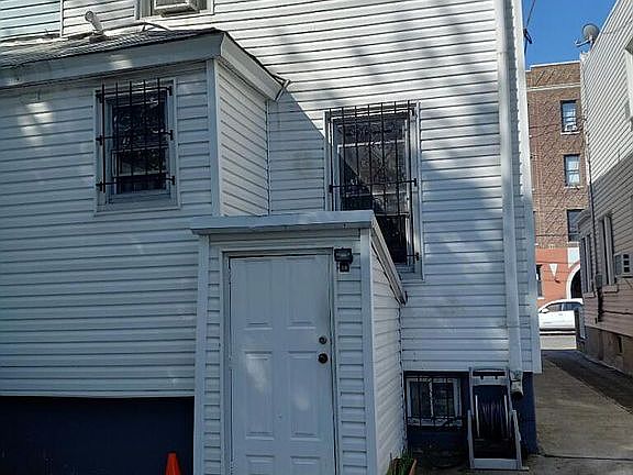 5th image of 8719 129th St