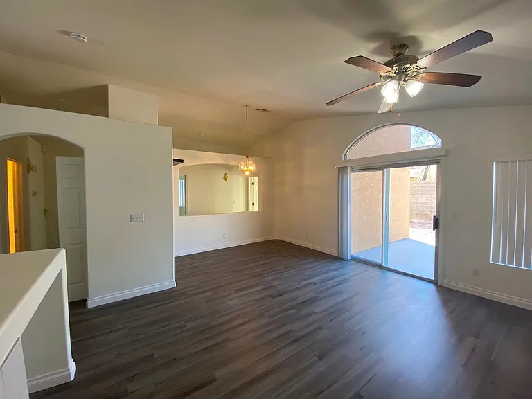 8029 Sierra Largo Dr — Photo 5