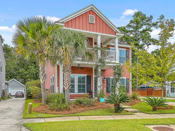 3rd image of 1662 Sparkleberry Ln
