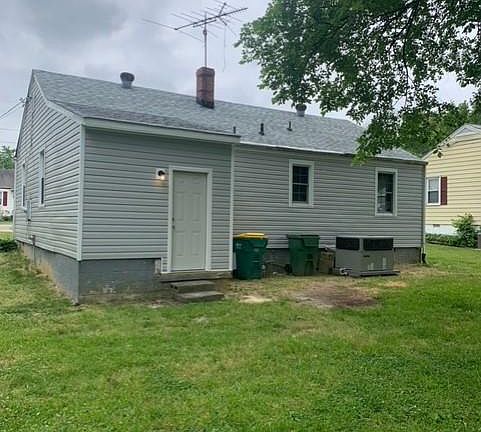 2nd image of 2601 Petersburg St