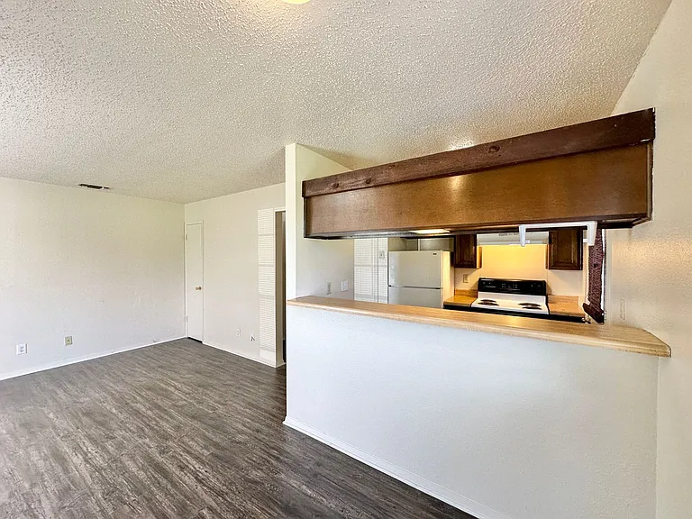 2104 N WS Young Dr — Photo 21
