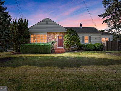 6 Queens Pl, Cherry Hill, NJ, 08002