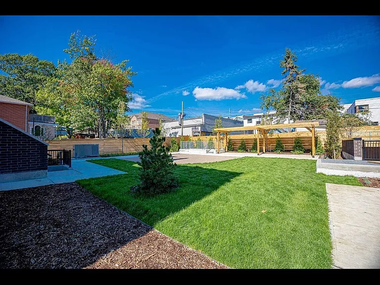 28 Marina Ave #23 — Photo 20