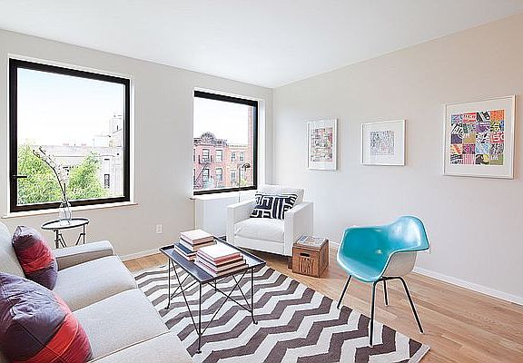 4th image of 307 Atlantic Ave #4B