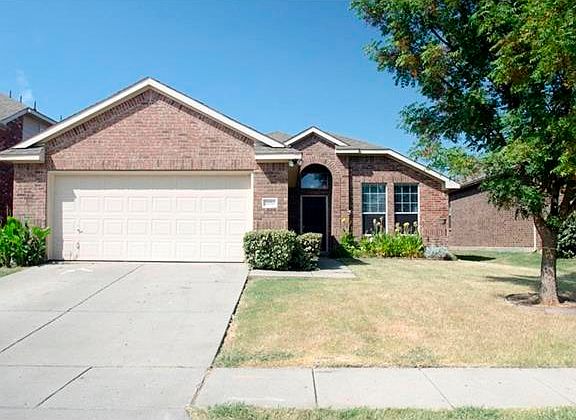 2nd image of 2020 Meadow Park Dr