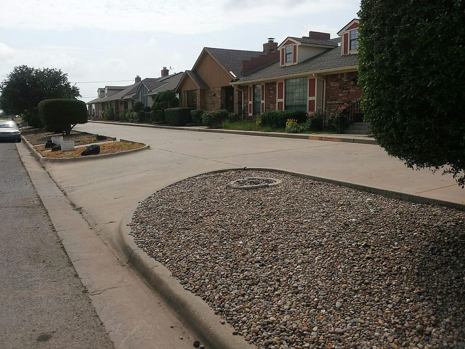 1st image of 2120 NW 118th Ter