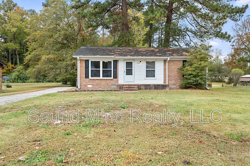 1232 Beverly Dr