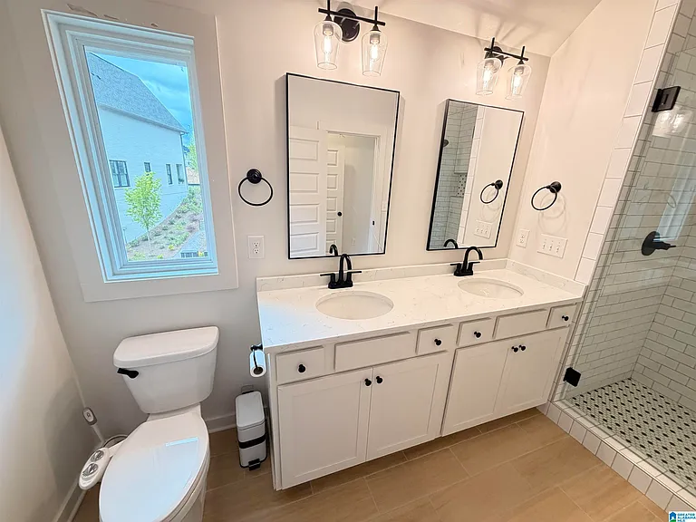 4739 Silas Ave — Photo 13