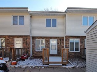 316 Holiday Cir #71, West Des Moines, IA 50265