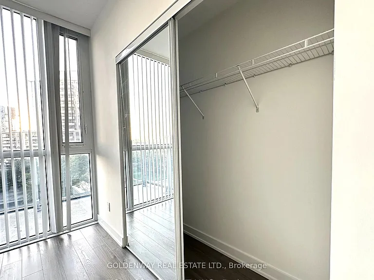 5180 Yonge St #417 — Photo 10