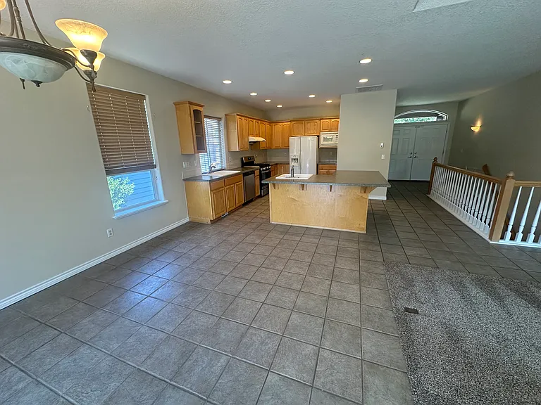 16918 SW Stellar Dr — Photo 11