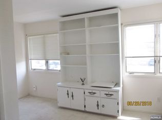 1307 16th St, Fort Lee, NJ 07024