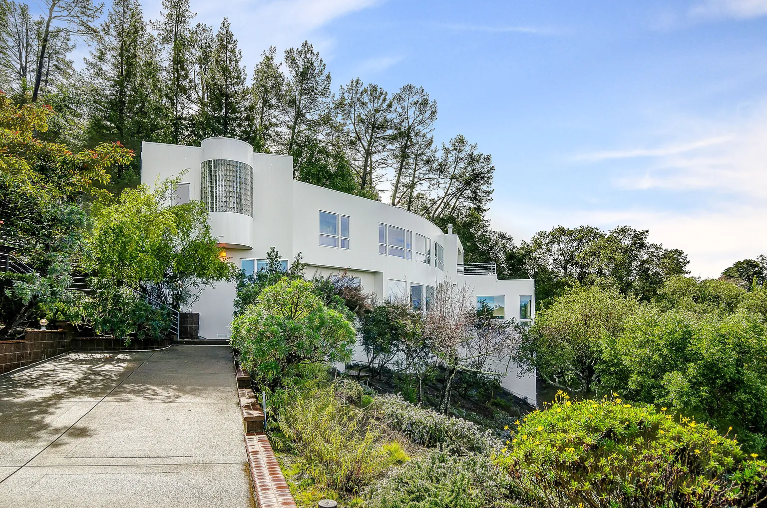 11 Gardiner Ct photo 1