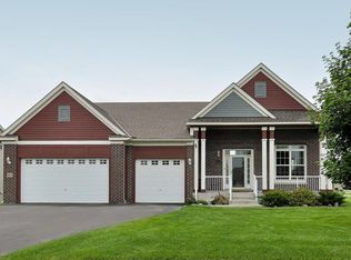 6882 67th St NE, Albertville, MN 55301