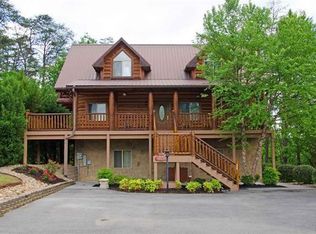 1350 Zachary Thomas Ln, Sevierville, TN 37876
