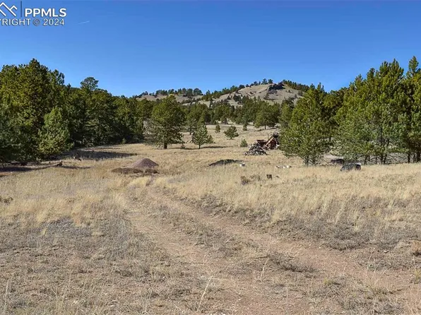 721 1st St, Guffey, CO 80820
