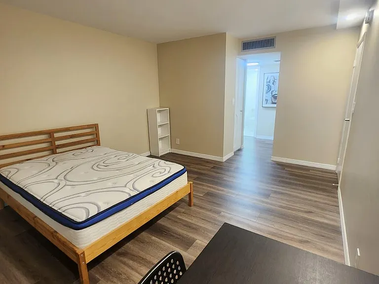 3301 N Country Club Dr #209 — Photo 9