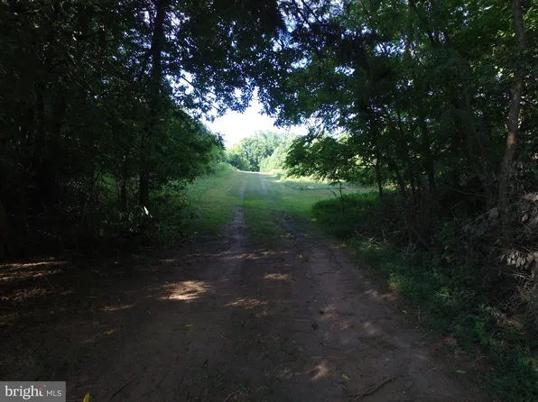 433 Decatur Ln, Mineral, VA 23117