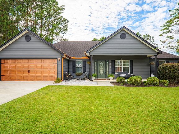 2nd image of 3909 Fultondale Cir