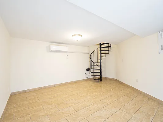 Rented by City Connections Realty | media 23