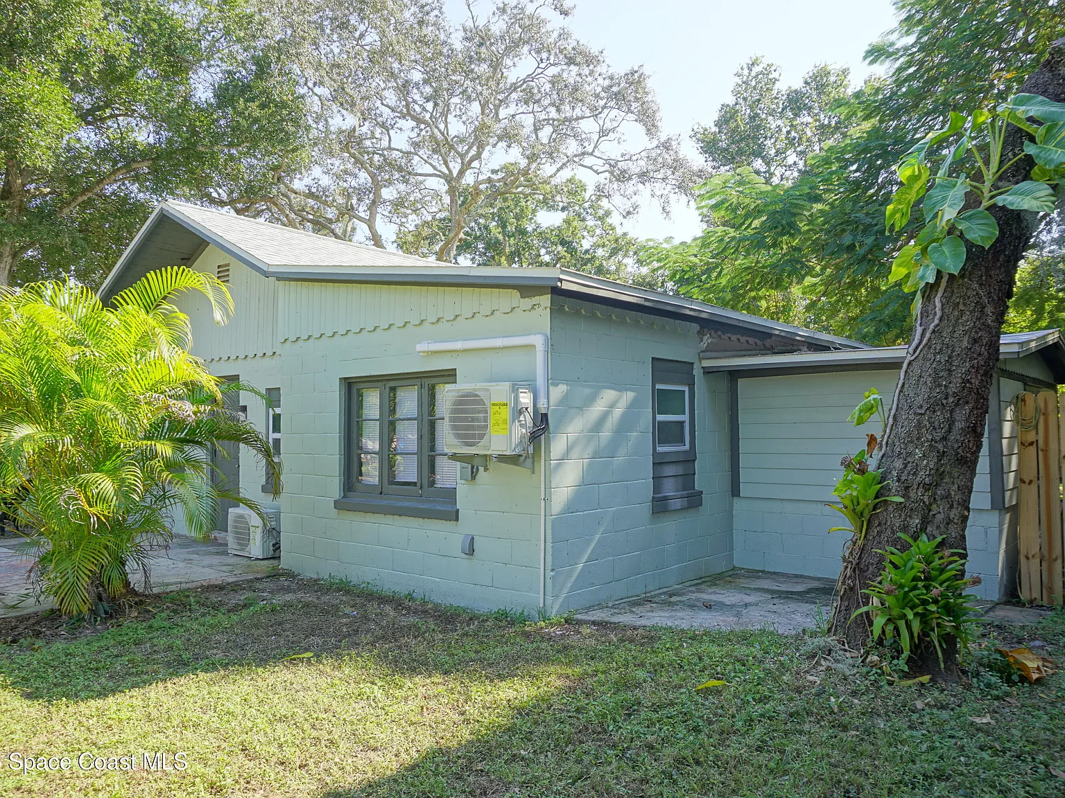 2 bed, 1.0 bath, 980 sqft, $1,375 — Photo 3