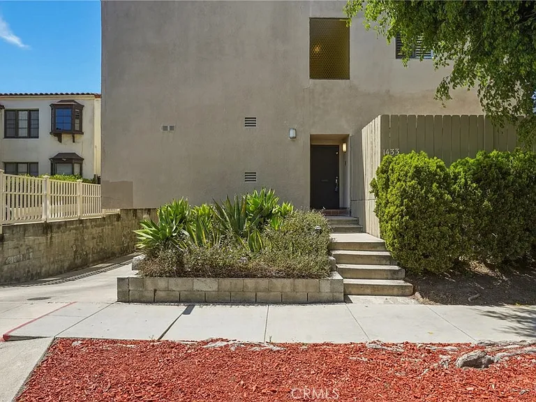 1433 S Beverly Dr — Photo 40