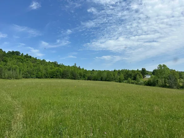 1802 River Rd, Williamsburg, KY 40769