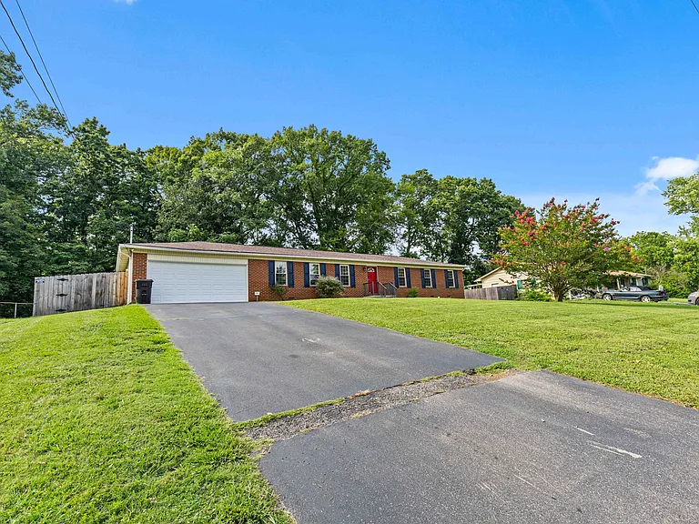 12105 W Kings Gate Rd — Photo 36
