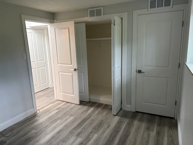 906 Erdner Ave #1 — Photo 12
