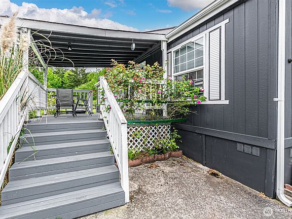 4th image of 22711 91st Avenue Ct E