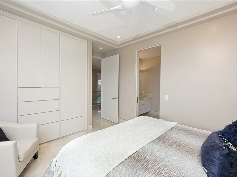 15 Goleta Point Dr — Photo 41