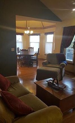 5th image of 1104 SE Talonia Dr