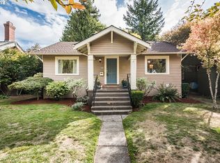 8904 SE Morrison St, Portland, OR 97216