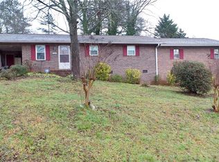 6106 Charlotte St, Lula, GA 30554