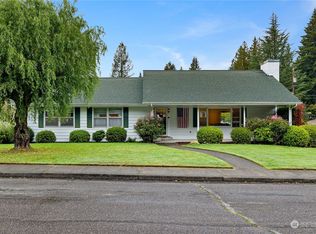 3044 Edgewood Dr SE, Olympia, WA