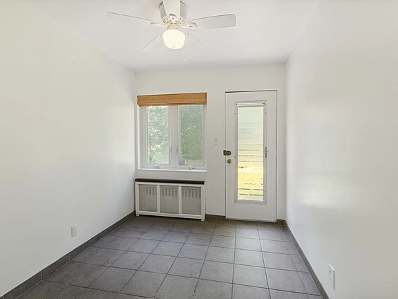 5th image of 3970 47th St