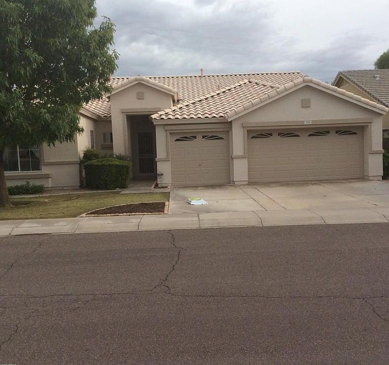1st image of 743 W Nolan Way