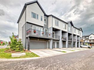 71 N Skyview Ranch Ave NE, Calgary, AB T3N1Y8