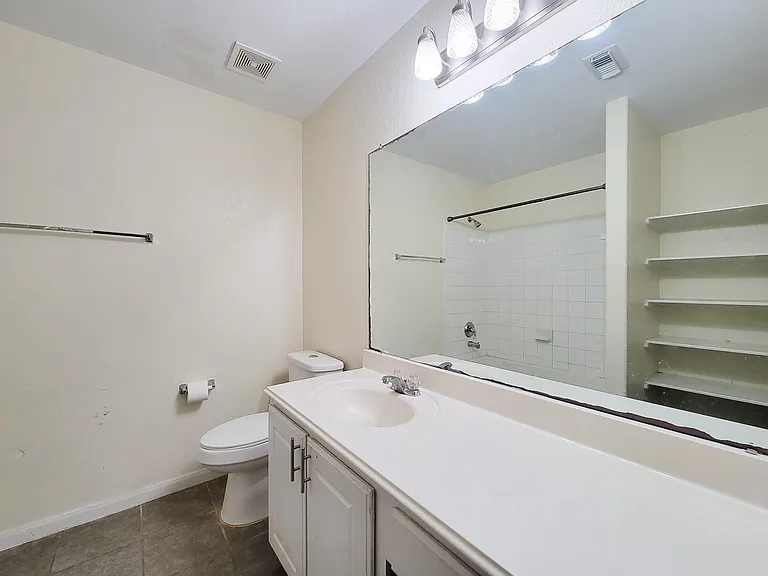 12835 Regal Oaks Bend Ln — Photo 23
