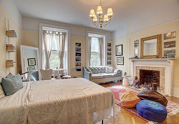 2nd image of 47 W 90th St APT 9