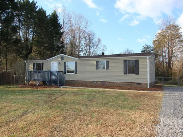 5811 Monarch Pass, Claremont, NC 28610