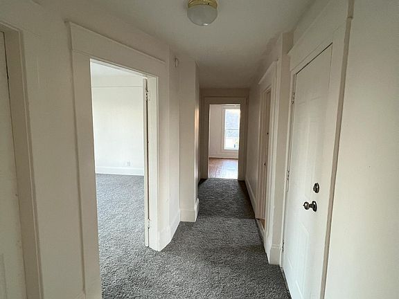 5th image of 900 S Pacific Ave #1/2