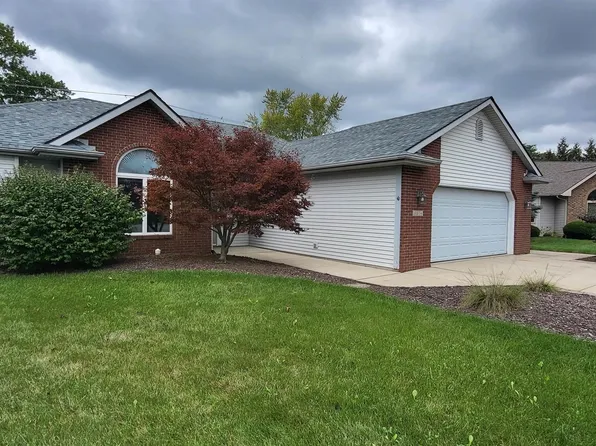 10804 Keelboat Cv, New Haven, IN 46774